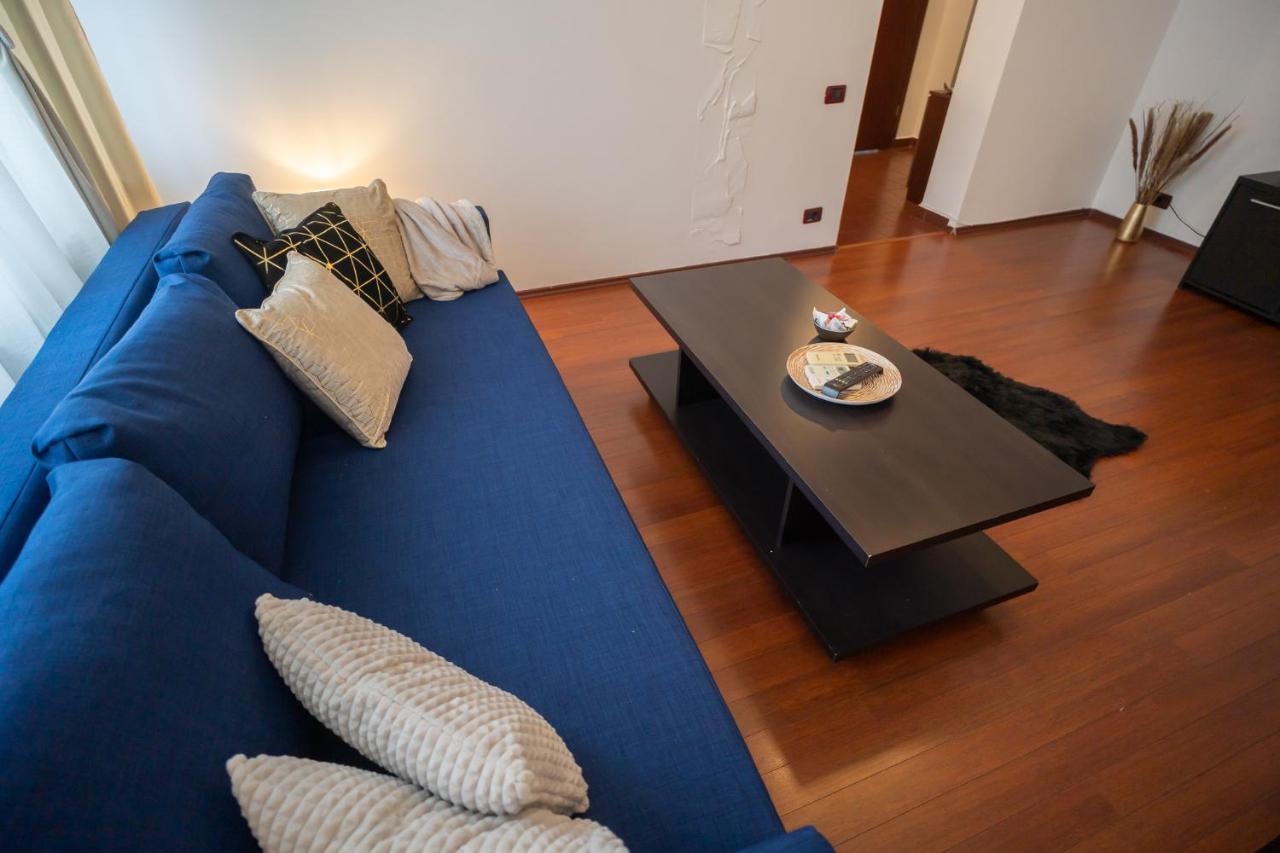 Spacious 2Br Dristor Apartment Bukares Bagian luar foto