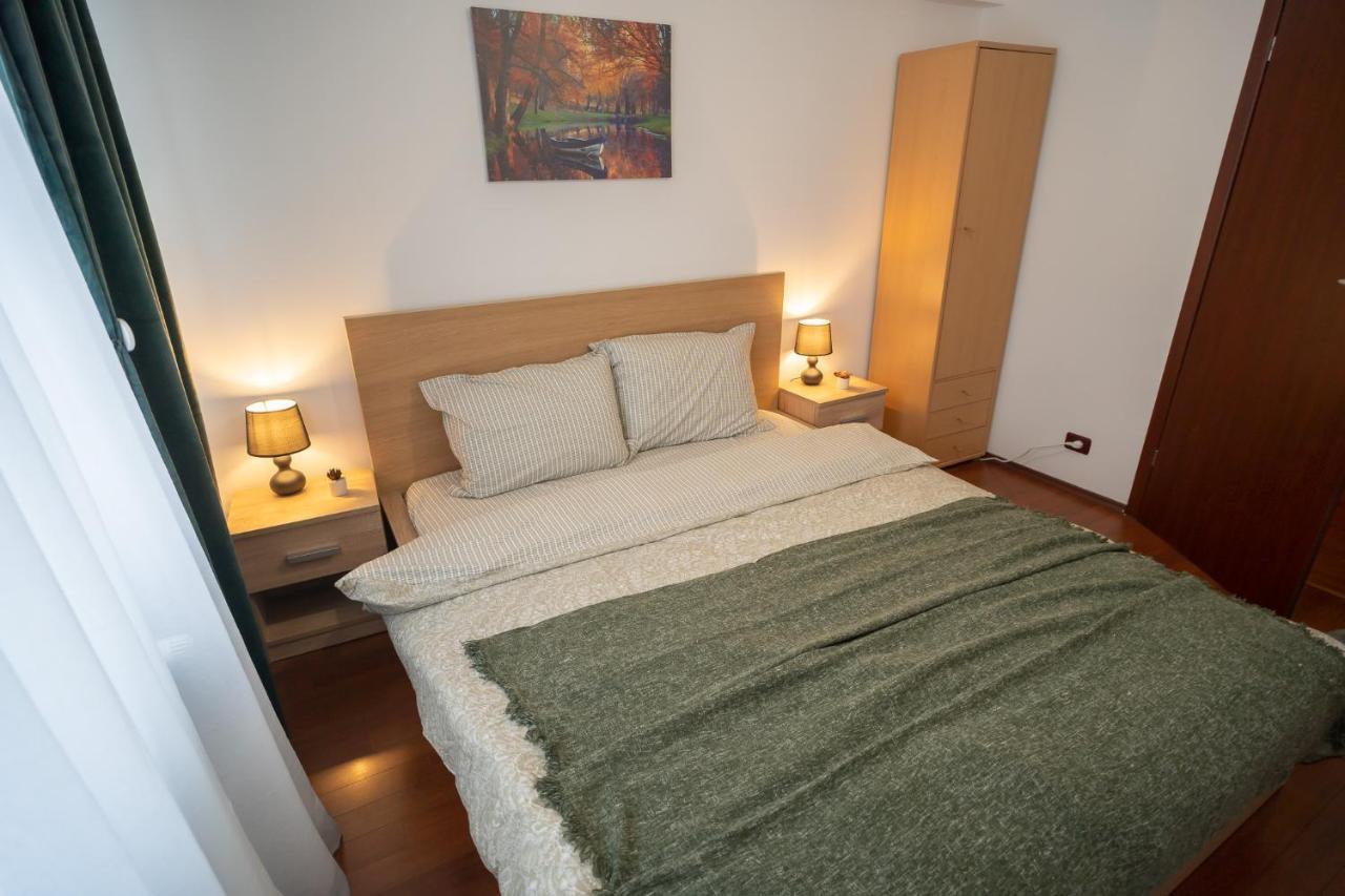 Spacious 2Br Dristor Apartment Bukares Bagian luar foto