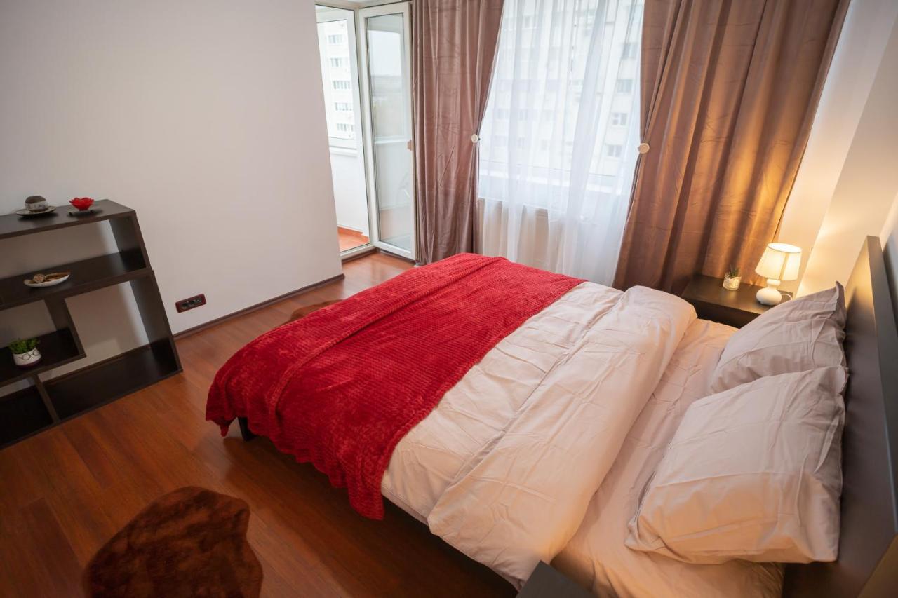 Spacious 2Br Dristor Apartment Bukares Bagian luar foto