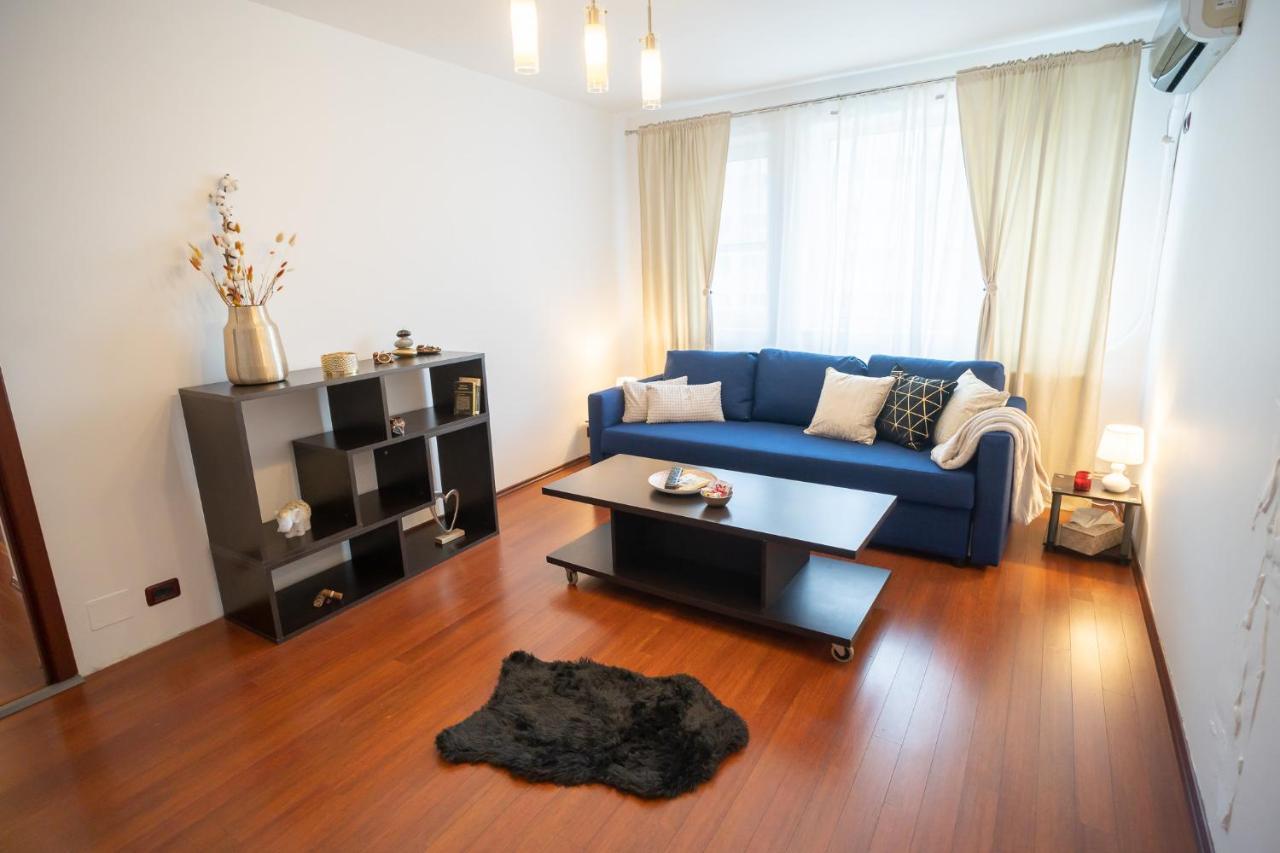 Spacious 2Br Dristor Apartment Bukares Bagian luar foto